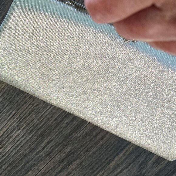 Vintage (circa 50's/60s) Fancy Silver Cocktail Clutch with Chain - Picture 7 of 8